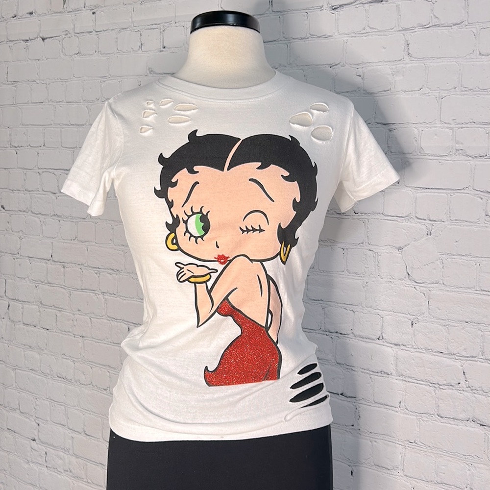 ✨Betty Boop Women Medium T-Shirt 🤍❤️🖤